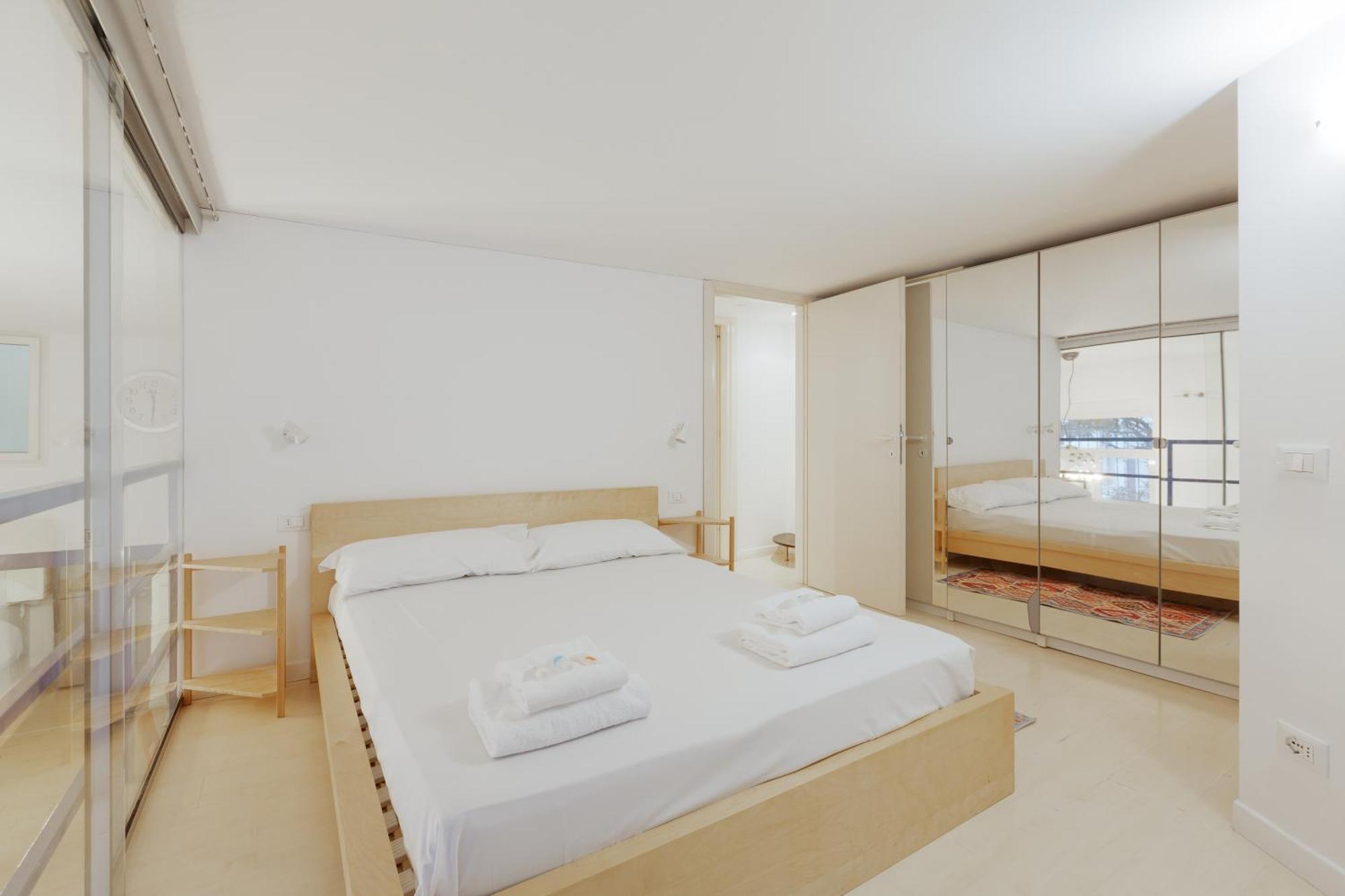 Sant'Agostino - Charming Retreat 210M From M2 Milão Exterior foto