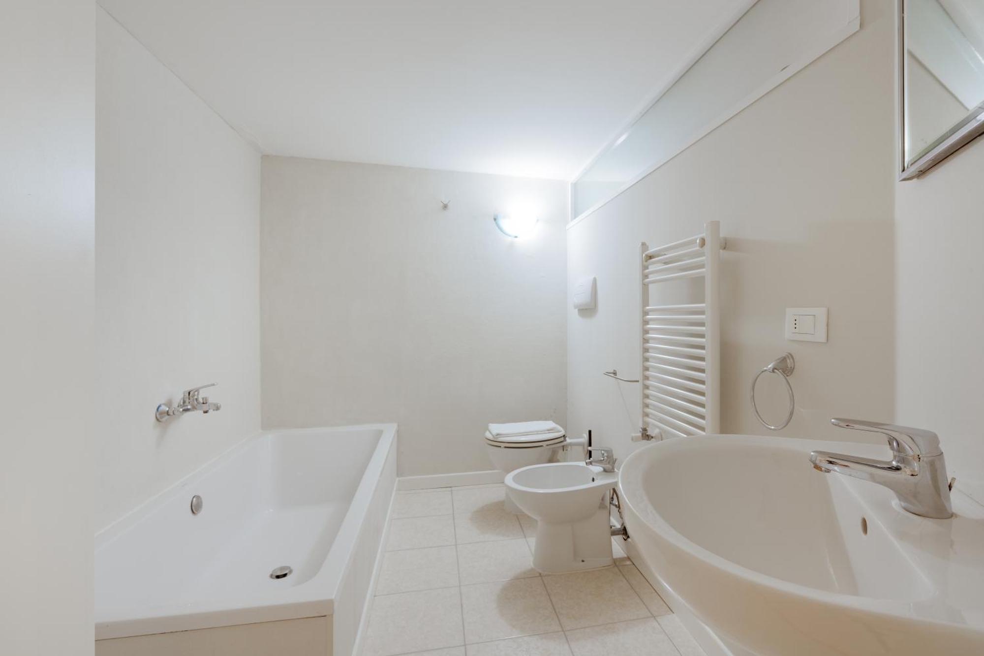 Sant'Agostino - Charming Retreat 210M From M2 Milão Exterior foto